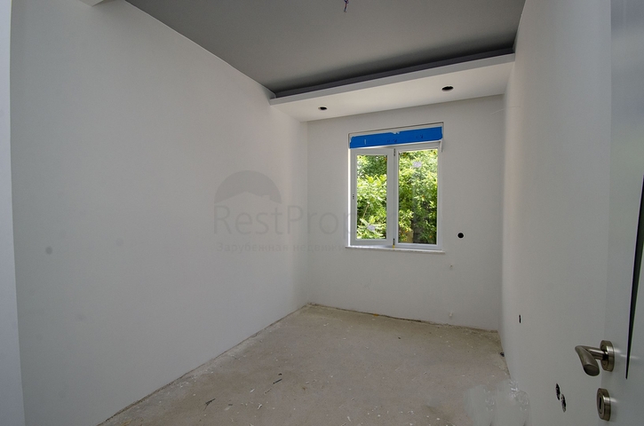 Квартиры 4+1 рядом с улицей Ишиклар Анталья