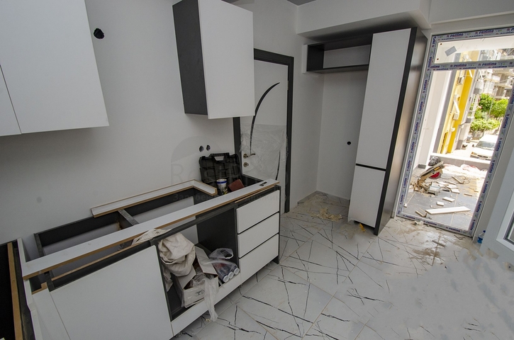 Квартиры 4+1 рядом с улицей Ишиклар Анталья