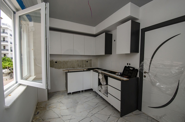 Квартиры 4+1 рядом с улицей Ишиклар Анталья