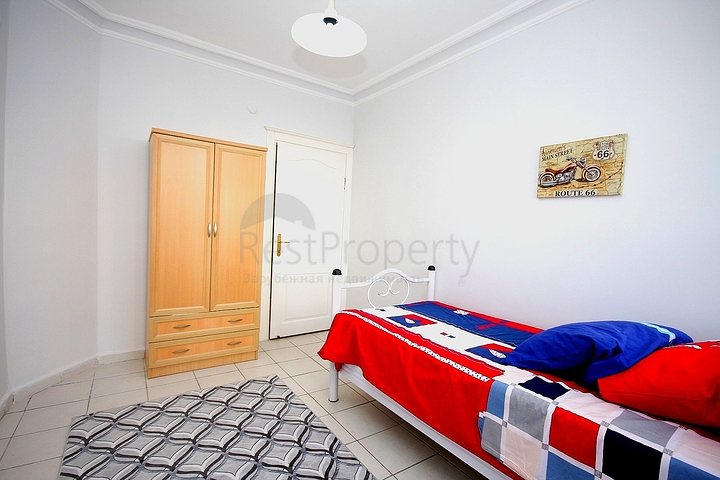 Трехкомнатная меблированная квартира в Обе