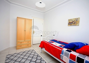 Трехкомнатная меблированная квартира в Обе