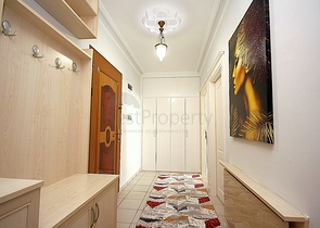 Трехкомнатная меблированная квартира в Обе