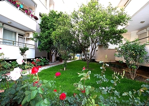 Трехкомнатная меблированная квартира в Обе