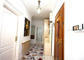 Трехкомнатная меблированная квартира в Обе