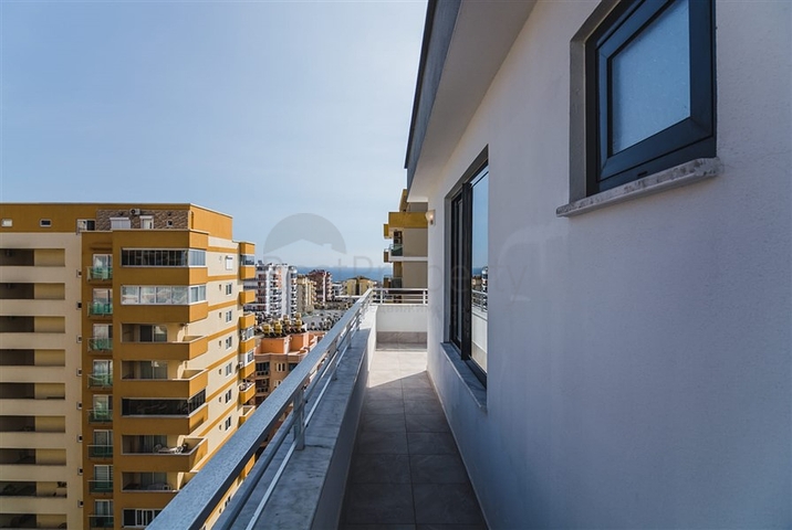 Меблированный пентхаус в районе Махмутлар