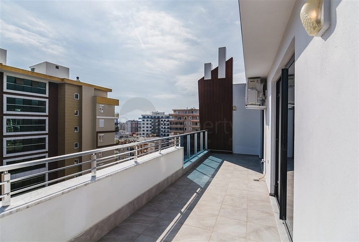 Меблированный пентхаус в районе Махмутлар