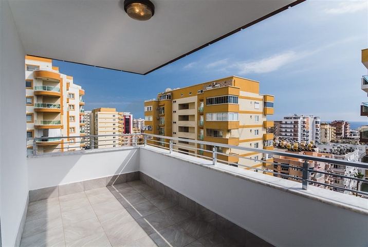 Меблированный пентхаус в районе Махмутлар