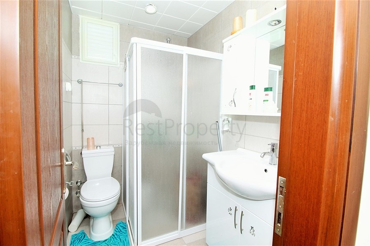 Просторные, меблированные апартаменты 2+1 в центре Махмутлара