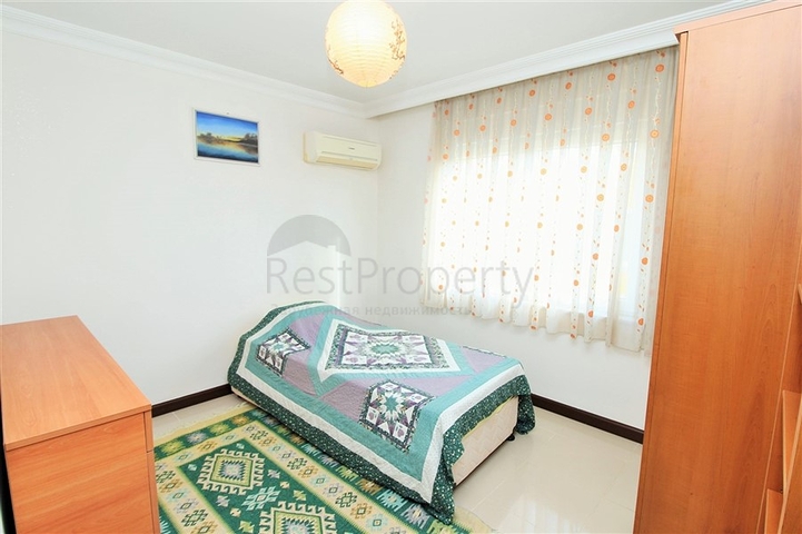 Просторные, меблированные апартаменты 2+1 в центре Махмутлара