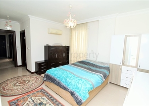 Просторные, меблированные апартаменты 2+1 в центре Махмутлара