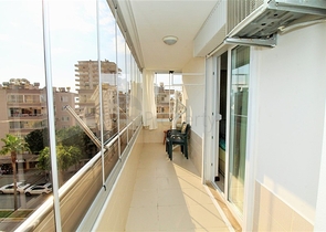 Просторные, меблированные апартаменты 2+1 в центре Махмутлара