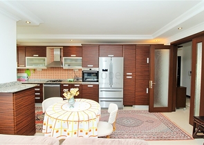 Просторные, меблированные апартаменты 2+1 в центре Махмутлара