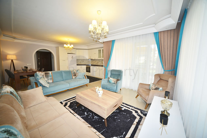 Меблированная квартира с двумя спальнями в районе Оба