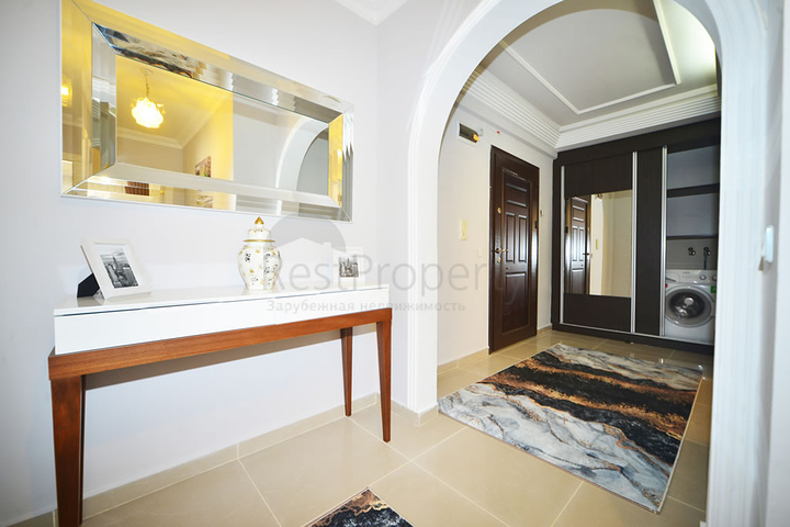 Меблированная квартира с двумя спальнями в районе Оба