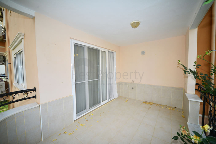 Меблированная квартира с двумя спальнями в районе Оба