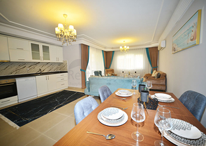 Меблированная квартира с двумя спальнями в районе Оба