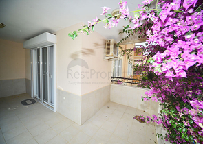 Меблированная квартира с двумя спальнями в районе Оба