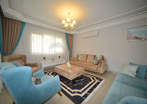 Меблированная квартира с двумя спальнями в районе Оба