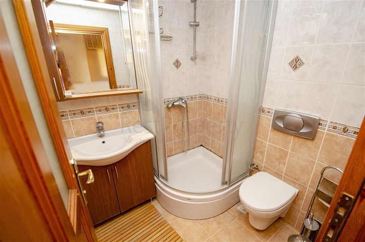 Загородный дом с 3 спальнями в Дошемеальты Анталья