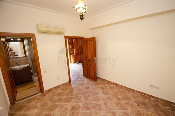 Загородный дом с 3 спальнями в Дошемеальты Анталья