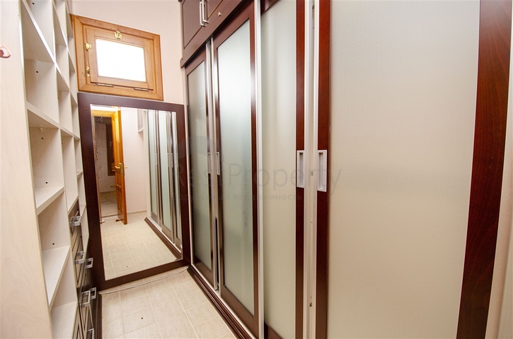 Загородный дом с 3 спальнями в Дошемеальты Анталья