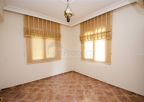 Загородный дом с 3 спальнями в Дошемеальты Анталья