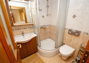 Загородный дом с 3 спальнями в Дошемеальты Анталья