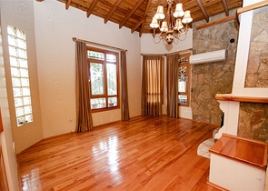 Загородный дом с 3 спальнями в Дошемеальты Анталья