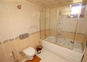 Загородный дом с 3 спальнями в Дошемеальты Анталья