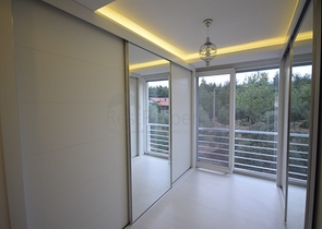 Отдельностоящая вилла 5+1 с бассейном в Ешилбахире  Анталья