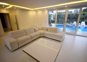 Отдельностоящая вилла 5+1 с бассейном в Ешилбахире  Анталья