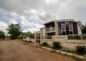 Отдельностоящая вилла 5+1 с бассейном в Ешилбахире  Анталья