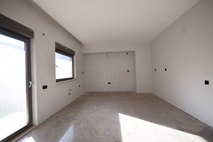 Виллы в комплексе в районе Дошемеальты Анталья 