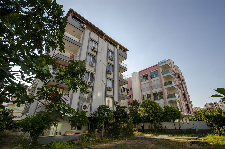 Квартира 2+1 в микрорайоне Лиман Коньяалты 600 м до моря