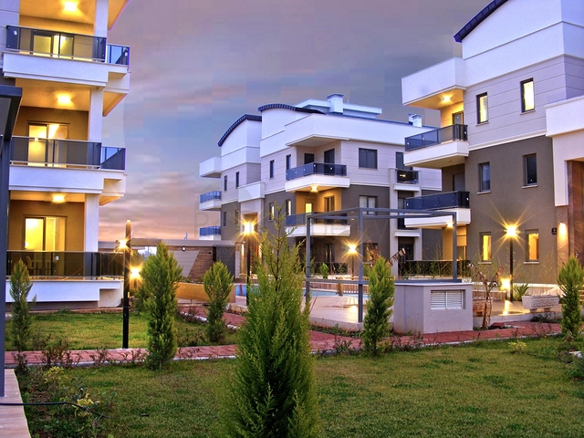 Просторные квартиры 3+1 в Алтынкале Дошемеальты 