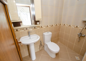 Частный дом в хвойном лесу в Дошемеальты Анталья