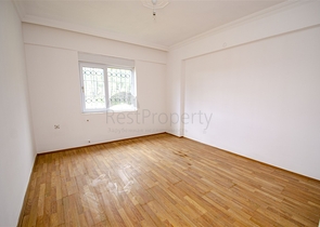 Частный дом в хвойном лесу в Дошемеальты Анталья