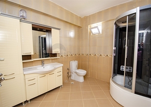 Частный дом в хвойном лесу в Дошемеальты Анталья