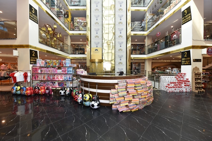 Торговый центр в в сердце курортной Алании