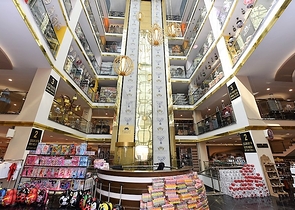 Торговый центр в в сердце курортной Алании