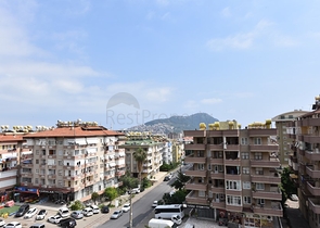 Торговый центр в в сердце курортной Алании