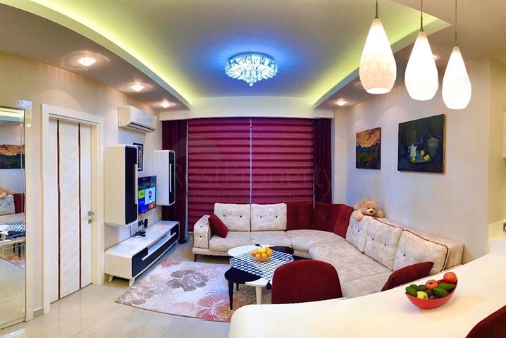 Двухкомнатная меблированная квартира с видом на море