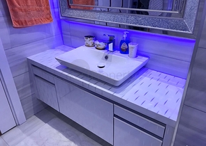 Двухкомнатная меблированная квартира с видом на море