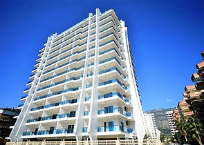 Двухкомнатная меблированная квартира с видом на море