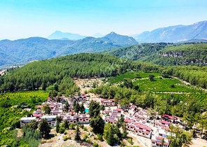 Вилла 2+1 в горах в Бейджике Кемере 