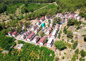 Вилла 2+1 в горах в Бейджике Кемере 