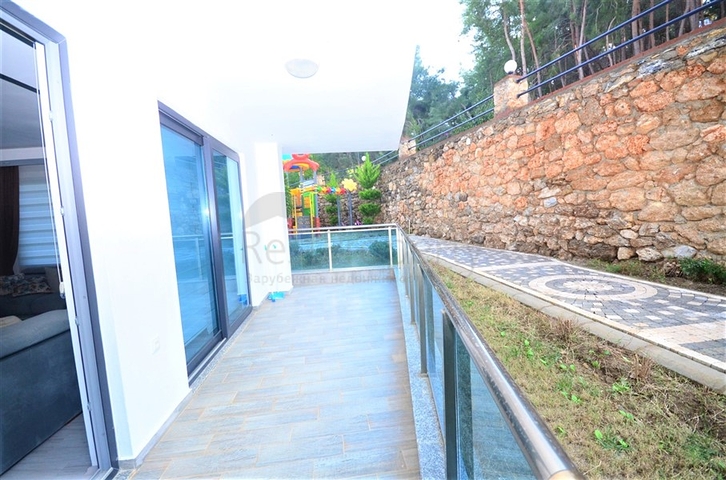 Просторный дуплекс 3+1 с отдельной кухней на берегу лазурного моря