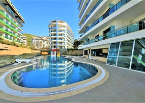 Просторный дуплекс 3+1 с отдельной кухней на берегу лазурного моря