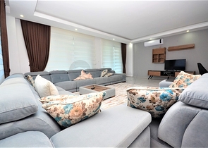 Просторный дуплекс 3+1 с отдельной кухней на берегу лазурного моря