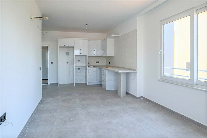 Квартира с видом на море в новом комплексе Махмутлара